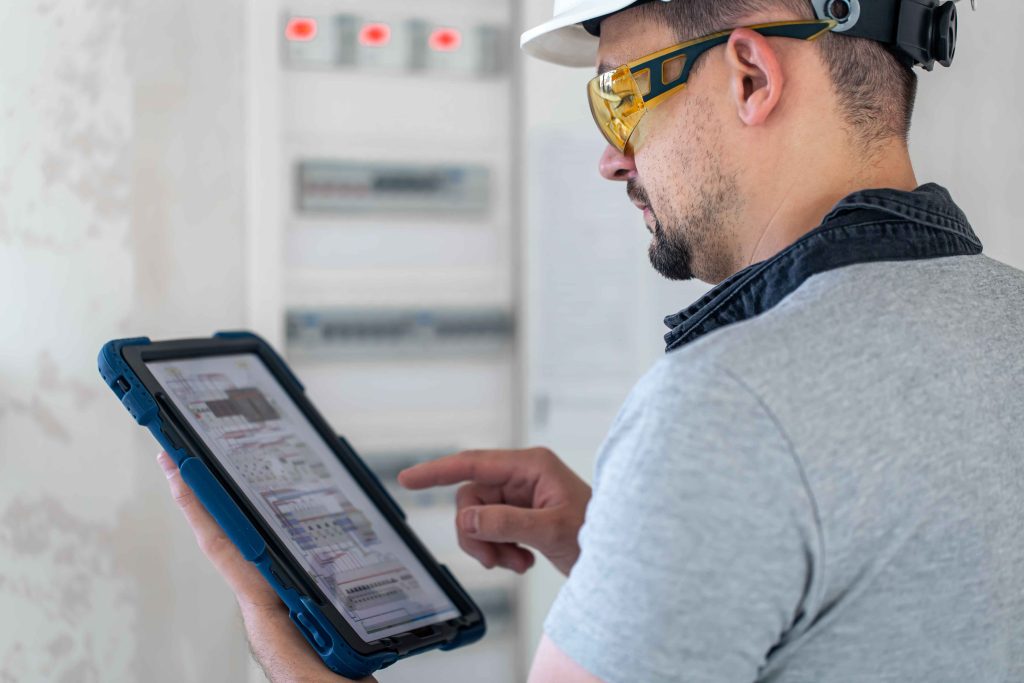 Streamlined, user-friendly apps for safer, smarter utility management